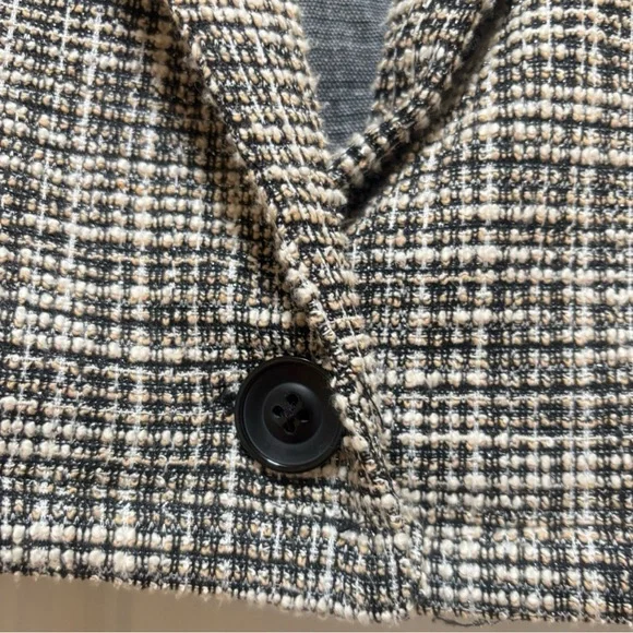Cleo Petites Cropped Tweed Blazer - Textured Knit Jacket - Size Large Petite - Picture 2 of 5